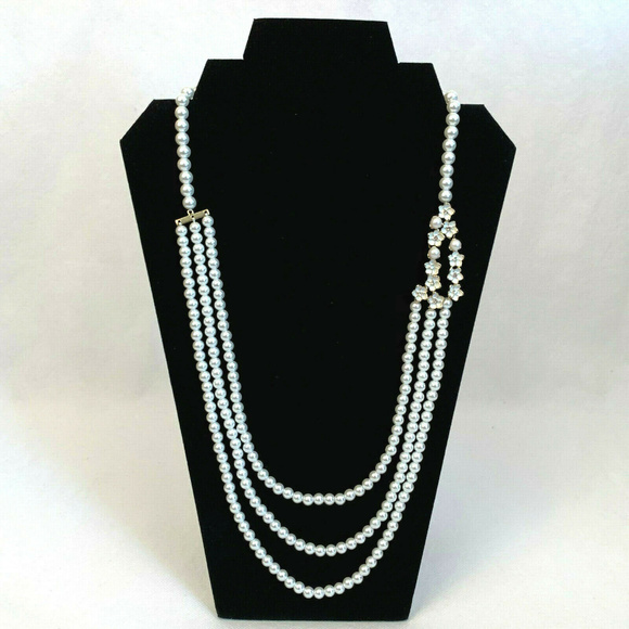 Oscar de la Renta Jewelry - OSCAR DE LA RENTA RUNWAY FAUX PEARL NECKLACE